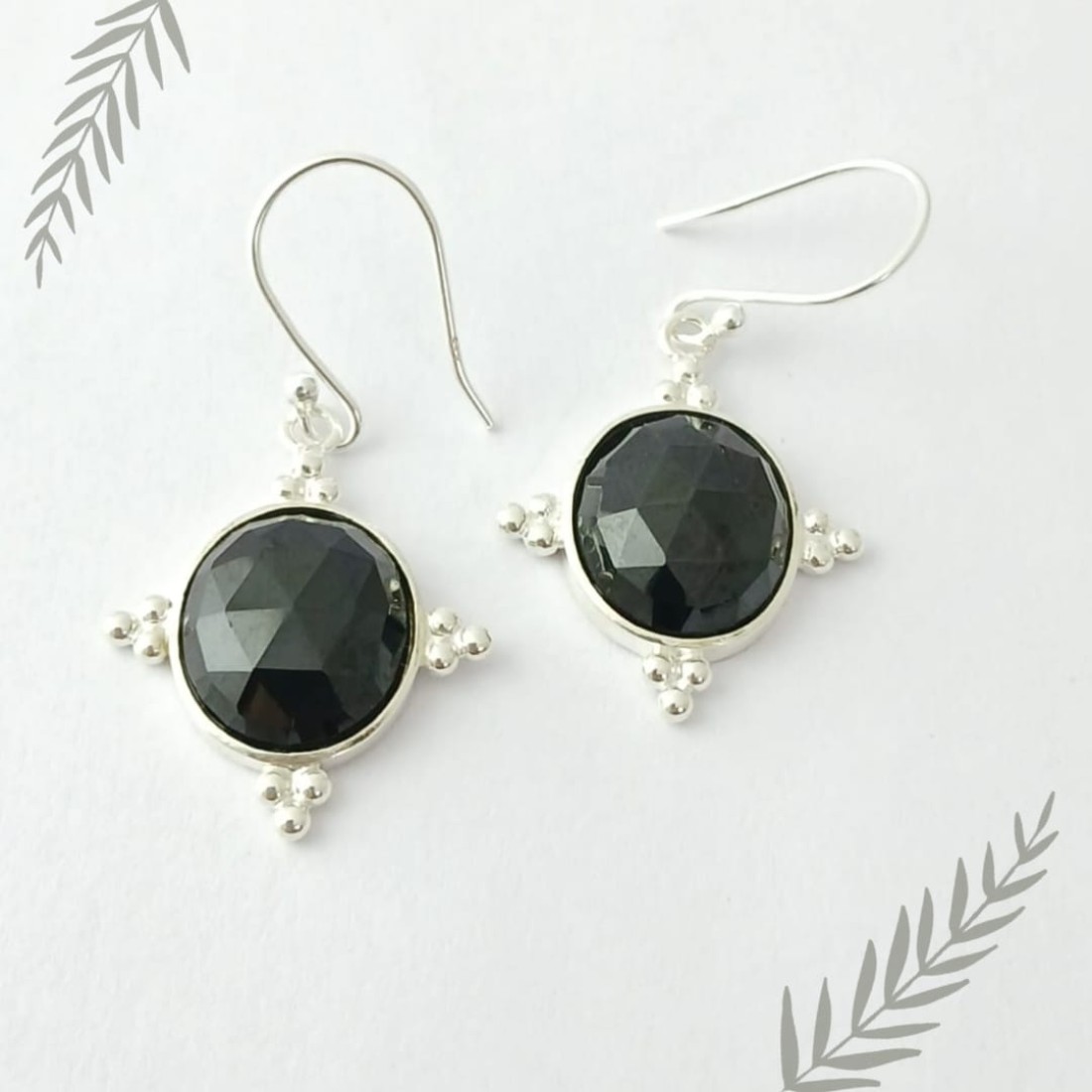 Round Black Spinel Silver Earring